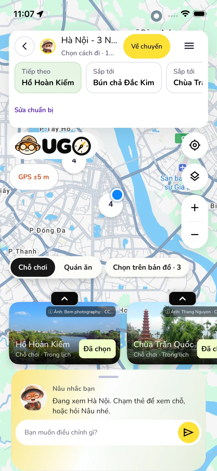 Ảnh chụp app UGO: bản đồ Hà Nội của một chuyến 3 ngày, điểm tiếp theo là Hồ Hoàn Kiếm, sắp tới là Bún chả Đắc Kim và Chùa Trấn Quốc, kèm thẻ địa điểm có ảnh và lời nhắc của Nâu.